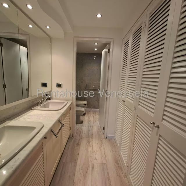 Apartamento (1 Nivel) en Venta en Altamira, Distrito Metropolitano - 14