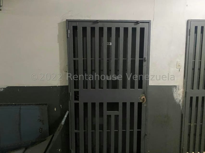 Comercial (Local Comercial) en Alquiler en Catia, Distrito Metropolitano - 11