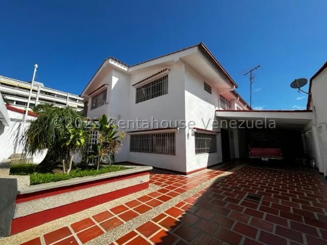 Casa (1 Nivel) en Venta en Los Samanes, Distrito Metropolitano