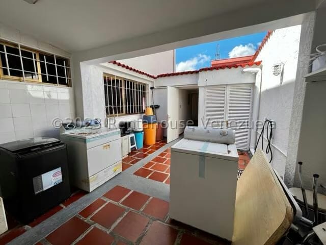 Casa (1 Nivel) en Venta en Los Samanes, Distrito Metropolitano - 17