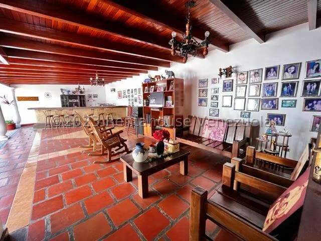 Casa (1 Nivel) en Venta en Los Samanes, Distrito Metropolitano - 19