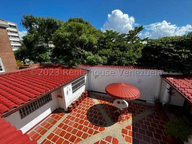 Casa (1 Nivel) en Venta en Los Samanes, Distrito Metropolitano - 41