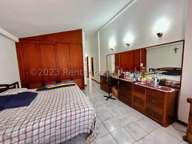Casa (1 Nivel) en Venta en Los Samanes, Distrito Metropolitano - 47