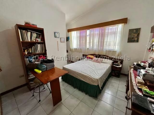 Casa (1 Nivel) en Venta en Los Samanes, Distrito Metropolitano - 50