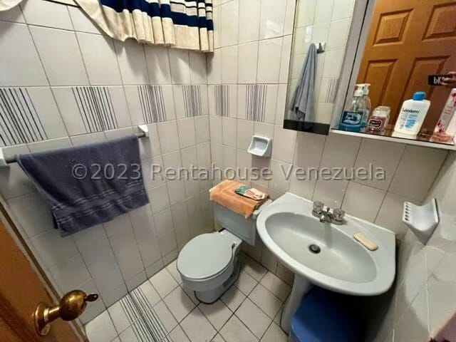 Casa (1 Nivel) en Venta en Los Samanes, Distrito Metropolitano - 8