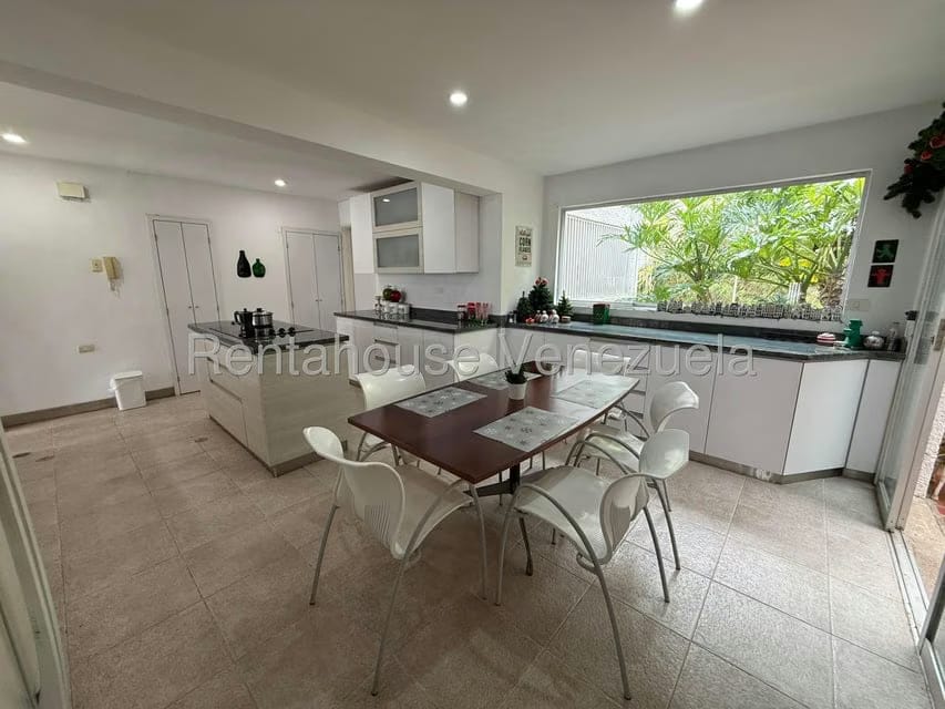 Casa (Duplex) en Venta en Colinas del Tamanaco, Distrito Metropolitano - 15