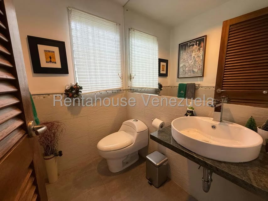 Casa (Duplex) en Venta en Colinas del Tamanaco, Distrito Metropolitano - 30