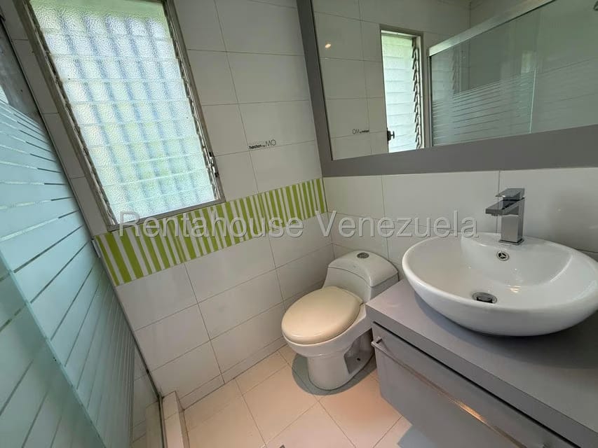Casa (Duplex) en Venta en Colinas del Tamanaco, Distrito Metropolitano - 37
