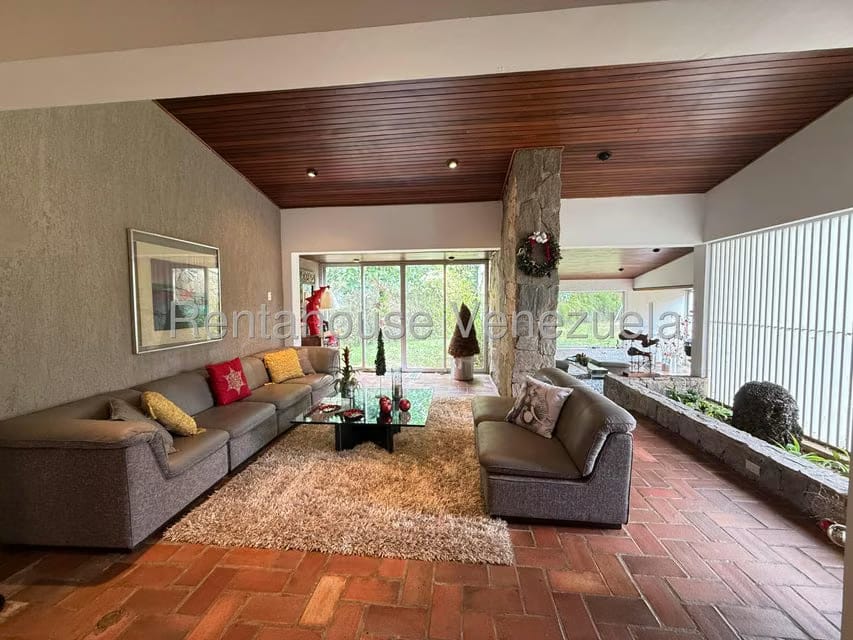 Casa (Duplex) en Venta en Colinas del Tamanaco, Distrito Metropolitano - 5