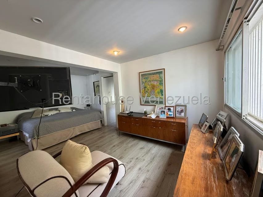 Casa (Duplex) en Venta en Colinas del Tamanaco, Distrito Metropolitano - 43