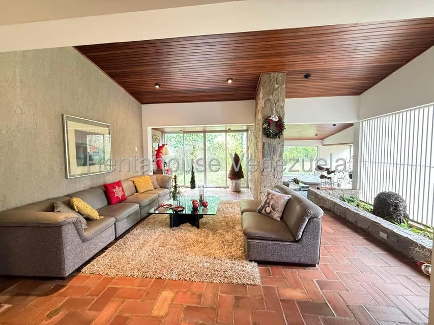 Casa (Duplex) en Venta en Colinas del Tamanaco, Distrito Metropolitano - 7