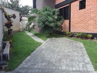 CASA EN VENTA EN NAGUANAGUA URB. LA ENTRADA I