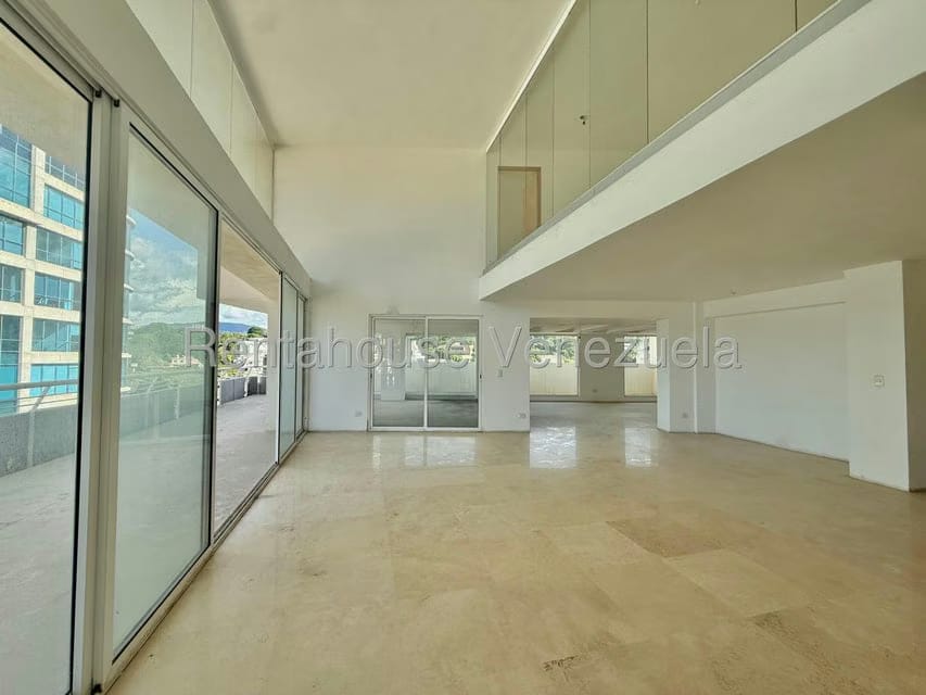 Apartamento (Penthouse) en Venta en Las Mercedes, Distrito Metropolitano - 3