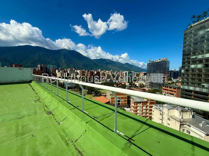 Apartamento (Penthouse) en Venta en Las Mercedes, Distrito Metropolitano - 30