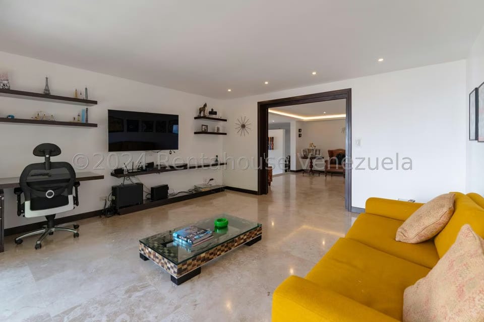Casa (Multipes Niveles) en Venta en La Lagunita Country Club, Distrito Metropolitano - 13