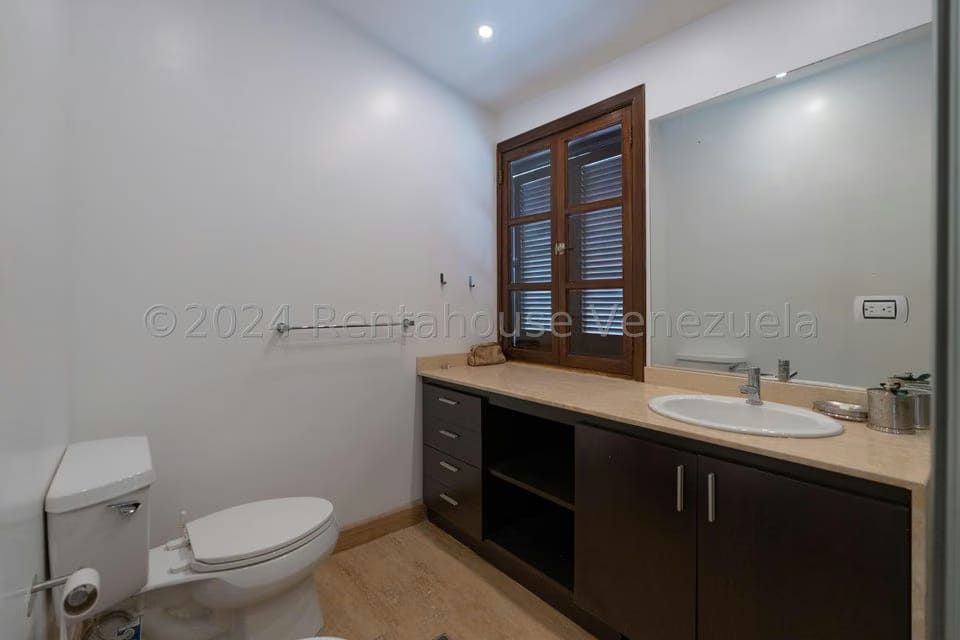 Casa (Multipes Niveles) en Venta en La Lagunita Country Club, Distrito Metropolitano - 15