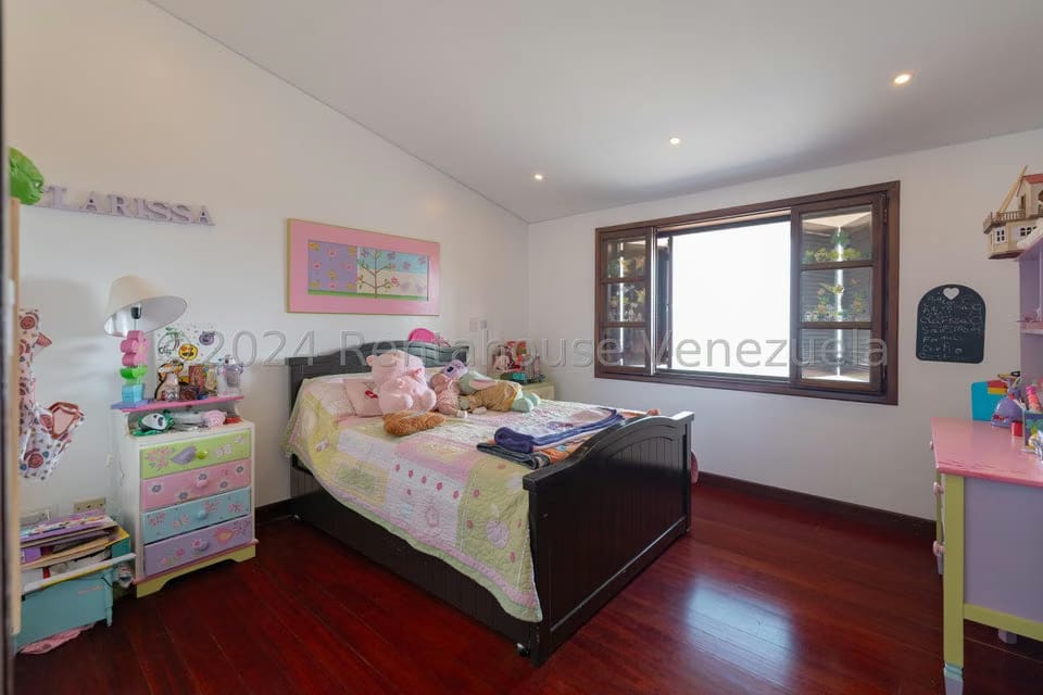 Casa (Multipes Niveles) en Venta en La Lagunita Country Club, Distrito Metropolitano - 32