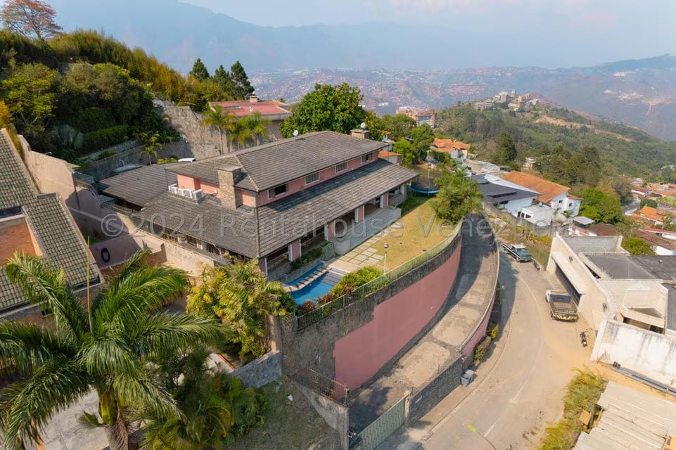 Casa (Multipes Niveles) en Venta en La Lagunita Country Club, Distrito Metropolitano - 51
