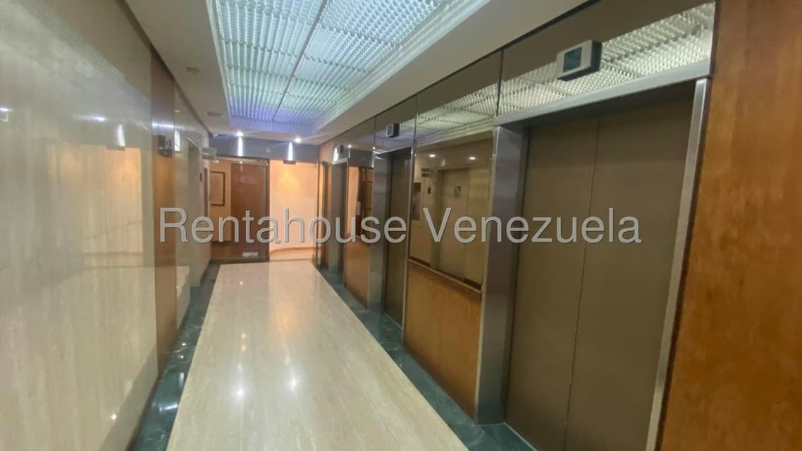 Comercial (Oficina) en Venta en Las Mercedes, Distrito Metropolitano - 2