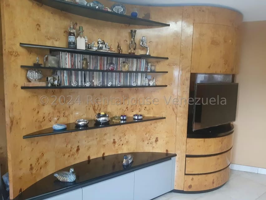 Apartamento (1 Nivel) en Venta en San Bernardino, Distrito Metropolitano - 15