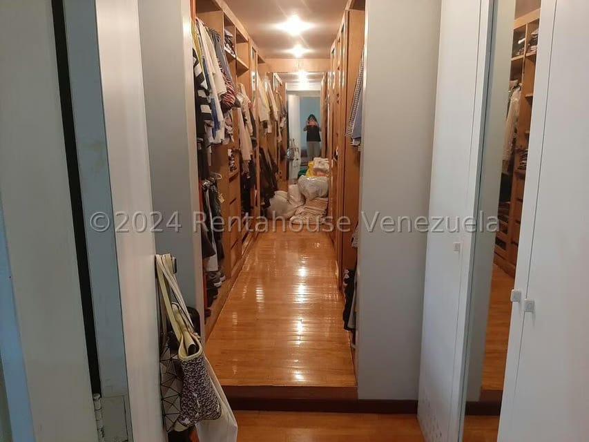 Apartamento (1 Nivel) en Venta en San Bernardino, Distrito Metropolitano - 22