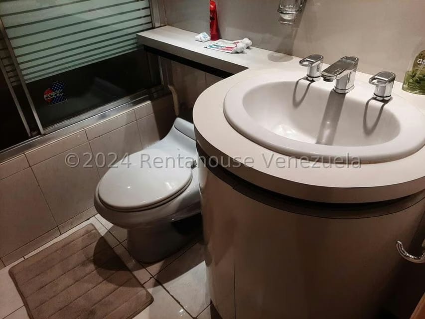 Apartamento (1 Nivel) en Venta en San Bernardino, Distrito Metropolitano - 28
