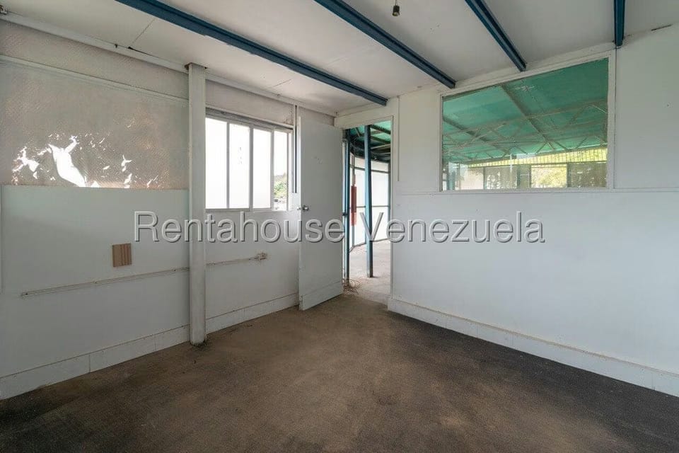 Comercial (Galpon - Deposito) en Venta en Las Minas, Miranda - 29