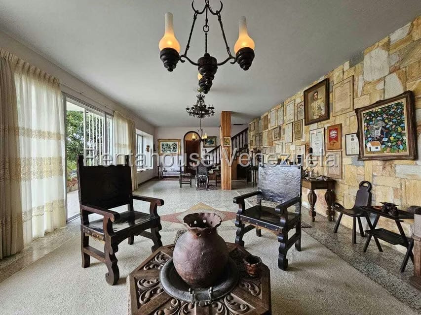 Casa (Duplex) en Venta en Prados del Este, Distrito Metropolitano - 22