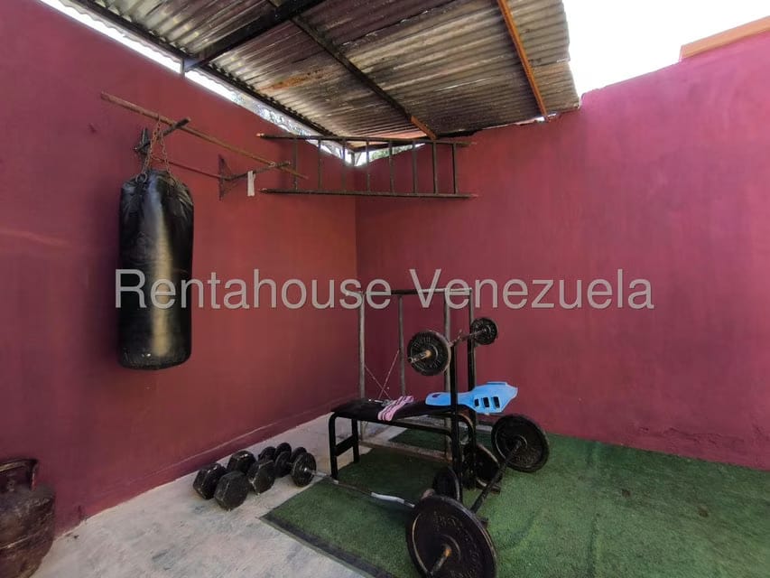Casa (1 Nivel) en Venta en San Blas, Carabobo - 23