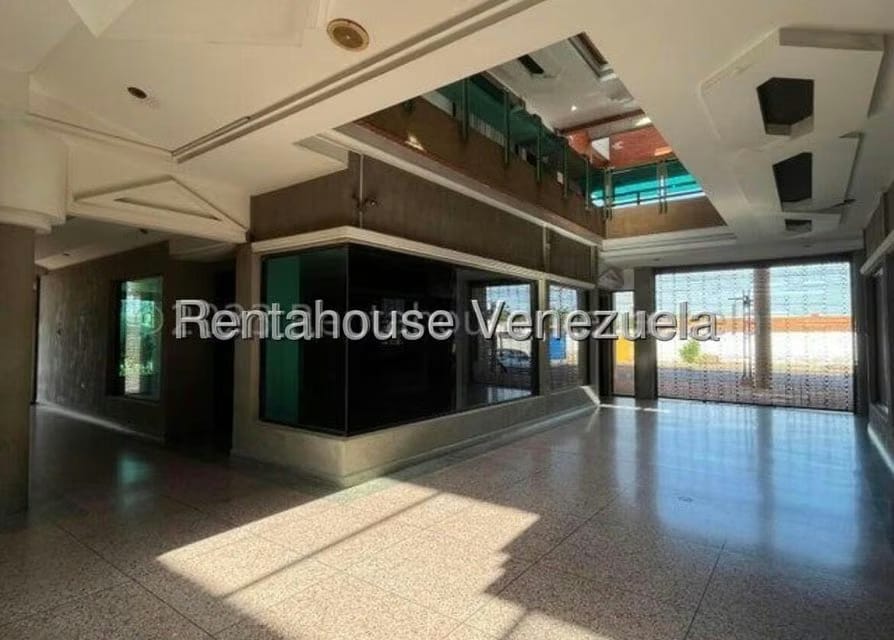 Comercial (Local Comercial) en Alquiler en Puerta Maraven, Falcon - 2