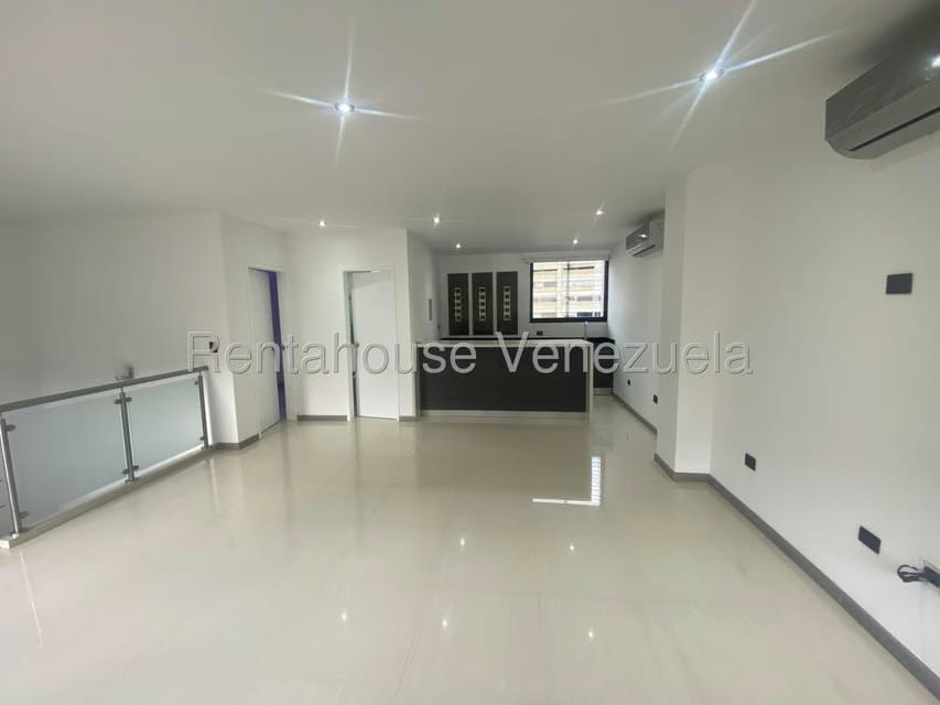 Apartamento (1 Nivel) en Venta en Lomas de La Alameda, Distrito Metropolitano - 4