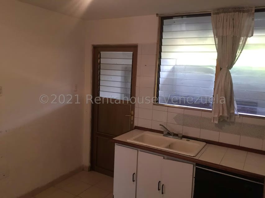 Townhouse (Duplex) en Venta en Maneiro, Nueva Esparta - 11