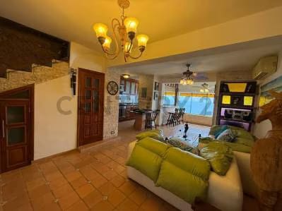 Apartamento en renta en el CR. El Cardon, Lechería. - 2