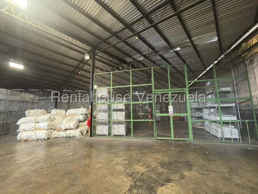 Comercial (Industrial) en Venta en Terrinca, Miranda - 29