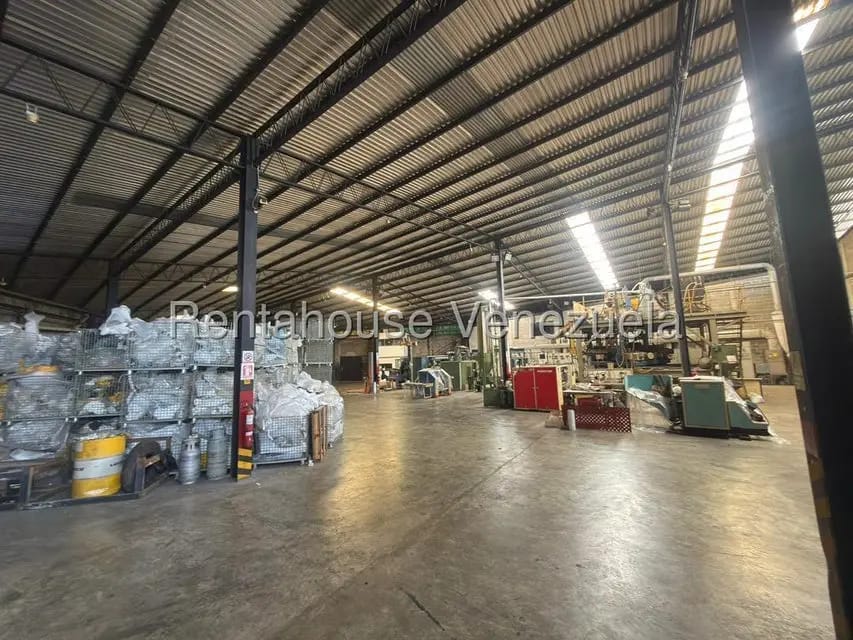 Comercial (Industrial) en Venta en Terrinca, Miranda - 31