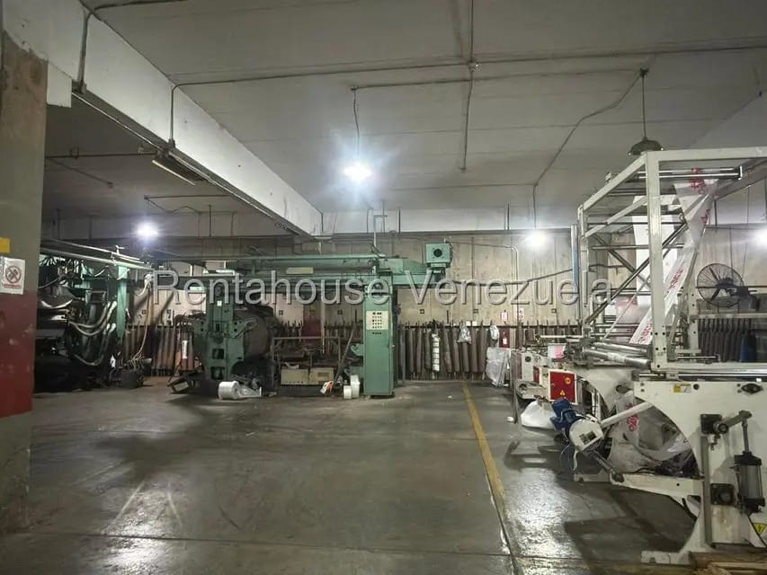 Comercial (Industrial) en Venta en Terrinca, Miranda - 41