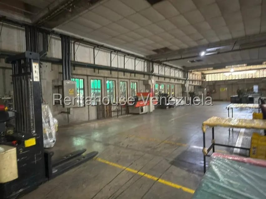 Comercial (Industrial) en Venta en Terrinca, Miranda - 48