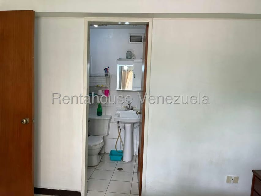 Apartamento (1 Nivel) en Venta en Avenida Libertador, Lara - 13