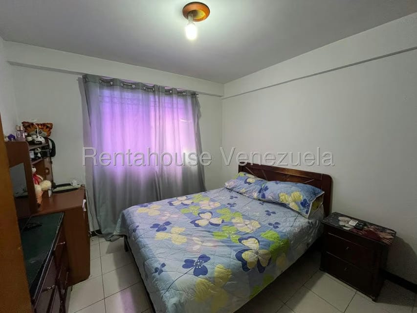 Apartamento (1 Nivel) en Venta en Avenida Libertador, Lara - 24