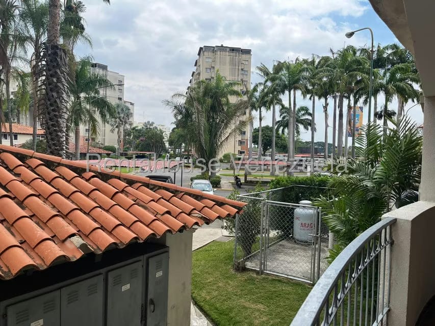 Apartamento (1 Nivel) en Venta en Avenida Libertador, Lara - 40