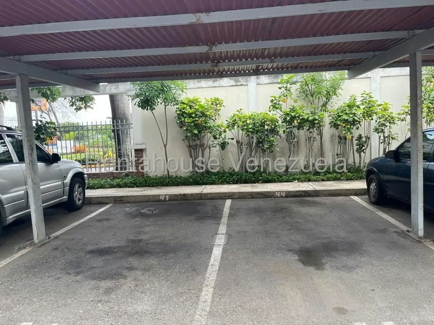 Apartamento (1 Nivel) en Venta en Avenida Libertador, Lara - 44