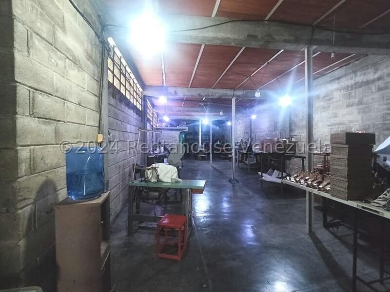 Casa (Multipes Niveles) en Venta en Santa Rosa, Carabobo - 2