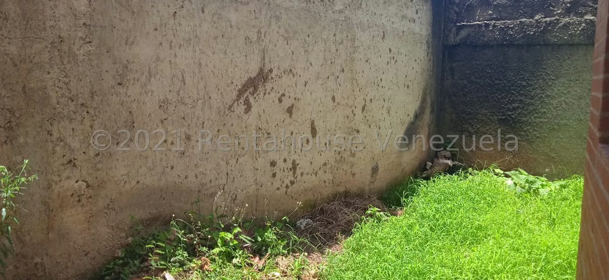 Townhouse (Multiples Niveles) en Venta en Guaracarima, Aragua - 12
