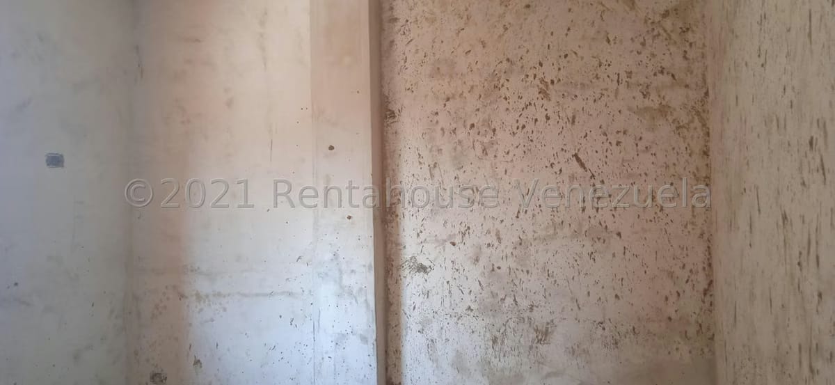 Townhouse (Multiples Niveles) en Venta en Guaracarima, Aragua - 15