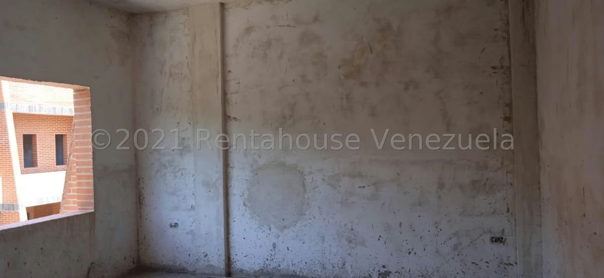 Townhouse (Multiples Niveles) en Venta en Guaracarima, Aragua - 20