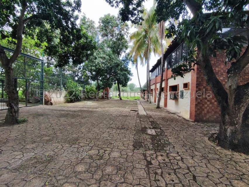 Casa (1 Nivel) en Venta en Sector El Saman, Aragua - 36