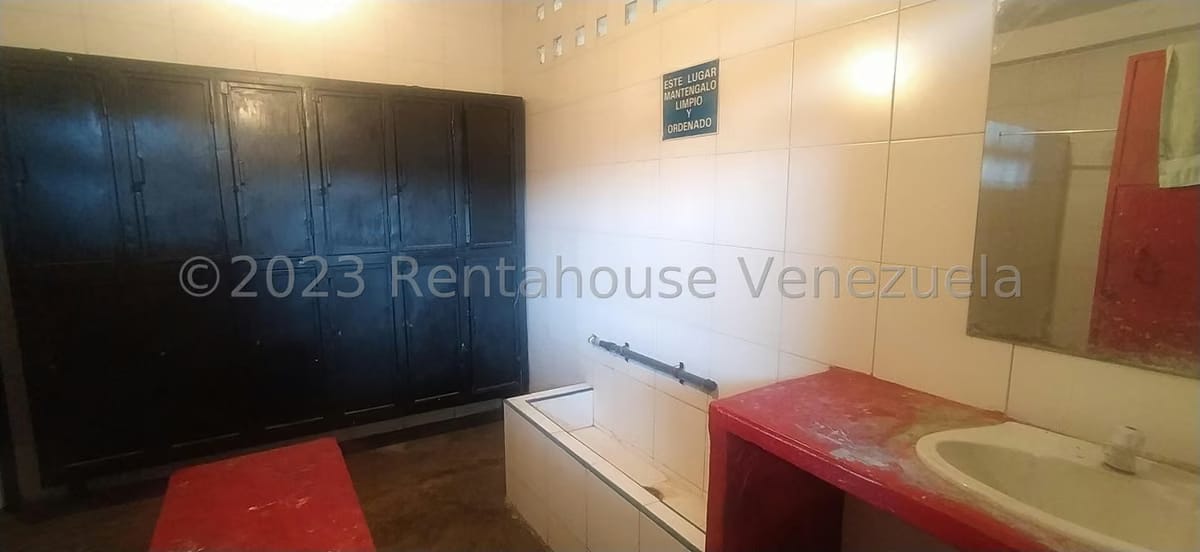 Comercial (Galpon - Deposito) en Alquiler en Centro, Lara - 15