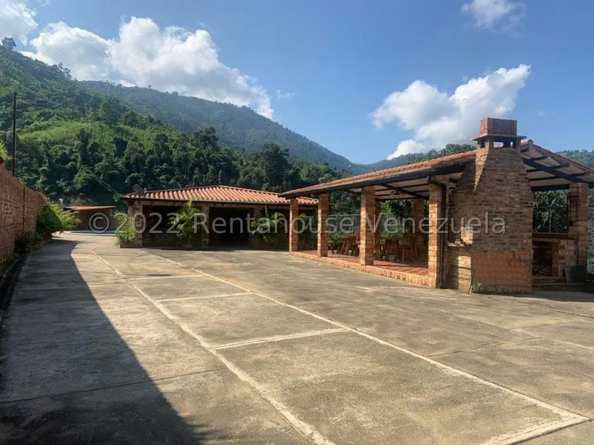 Casa (Finca) en Venta en Sector El Anis, Merida - 11