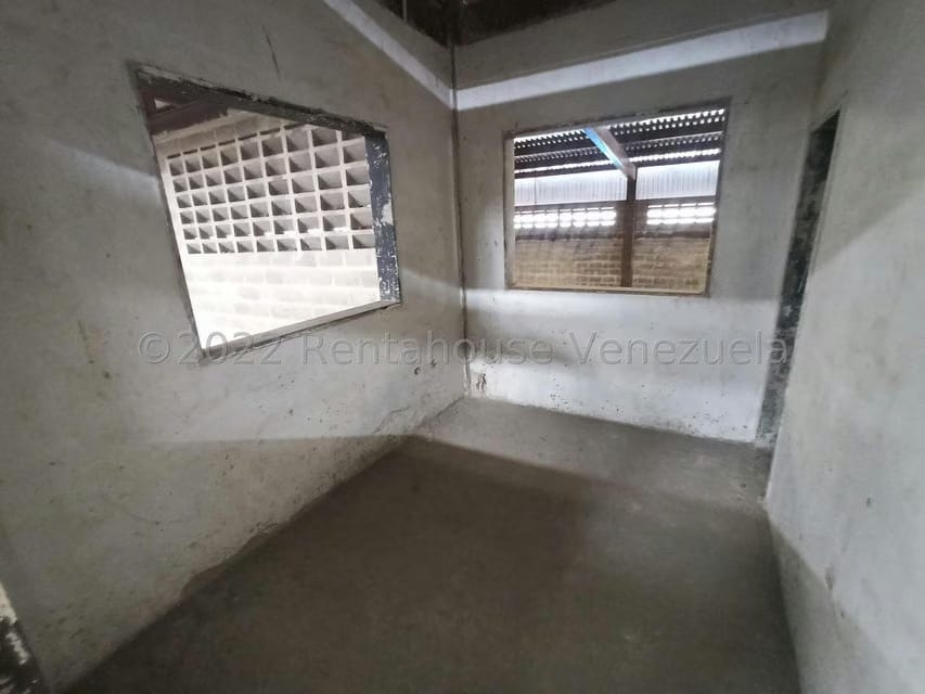 Comercial (Galpon - Deposito) en Venta en La Providencia, Aragua - 28