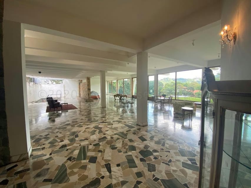 Casa (Multipes Niveles) en Venta en Valle Arriba, Distrito Metropolitano - 24